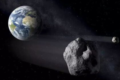 Space Rocks Incoming! NASA Tracks Two Asteroids Nearing Earth