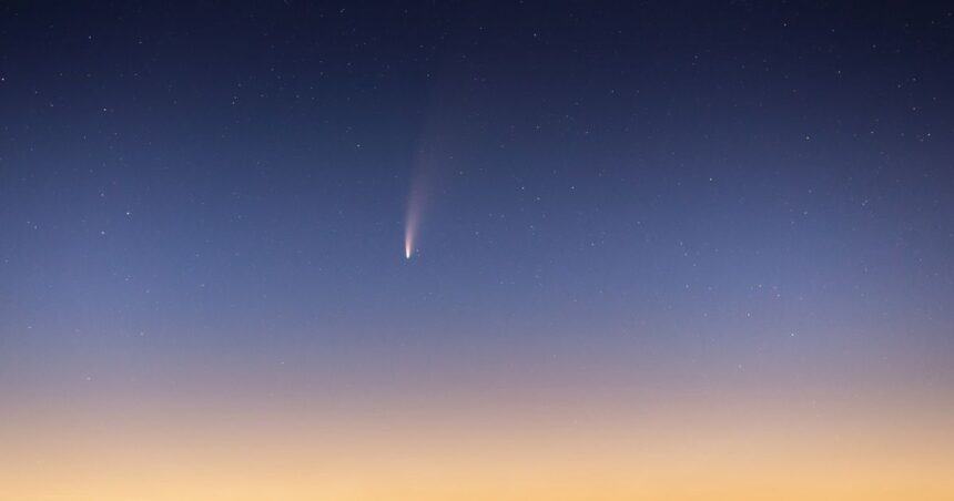 This Weekend, Don’t Miss Comet Tsuchinshan-ATLAS Lighting Up the Sky