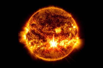 Solar Flare X9.0 Alert: Powerful Burst from Sun Could Impact Earth!